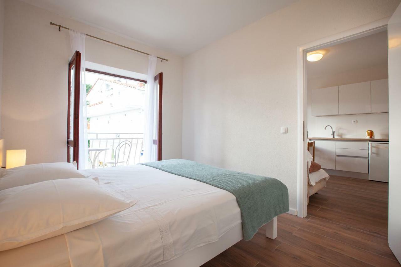 Apartmani Tina Podgora Eksteriør bilde