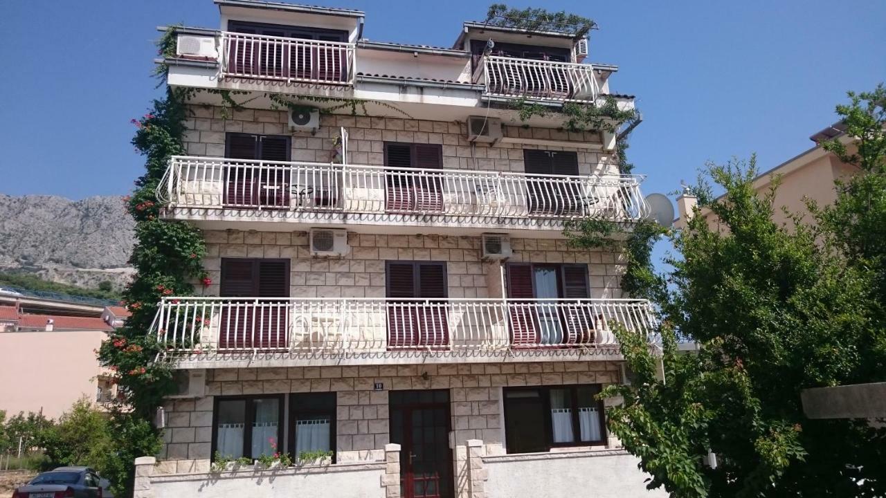 Apartmani Tina Podgora Eksteriør bilde